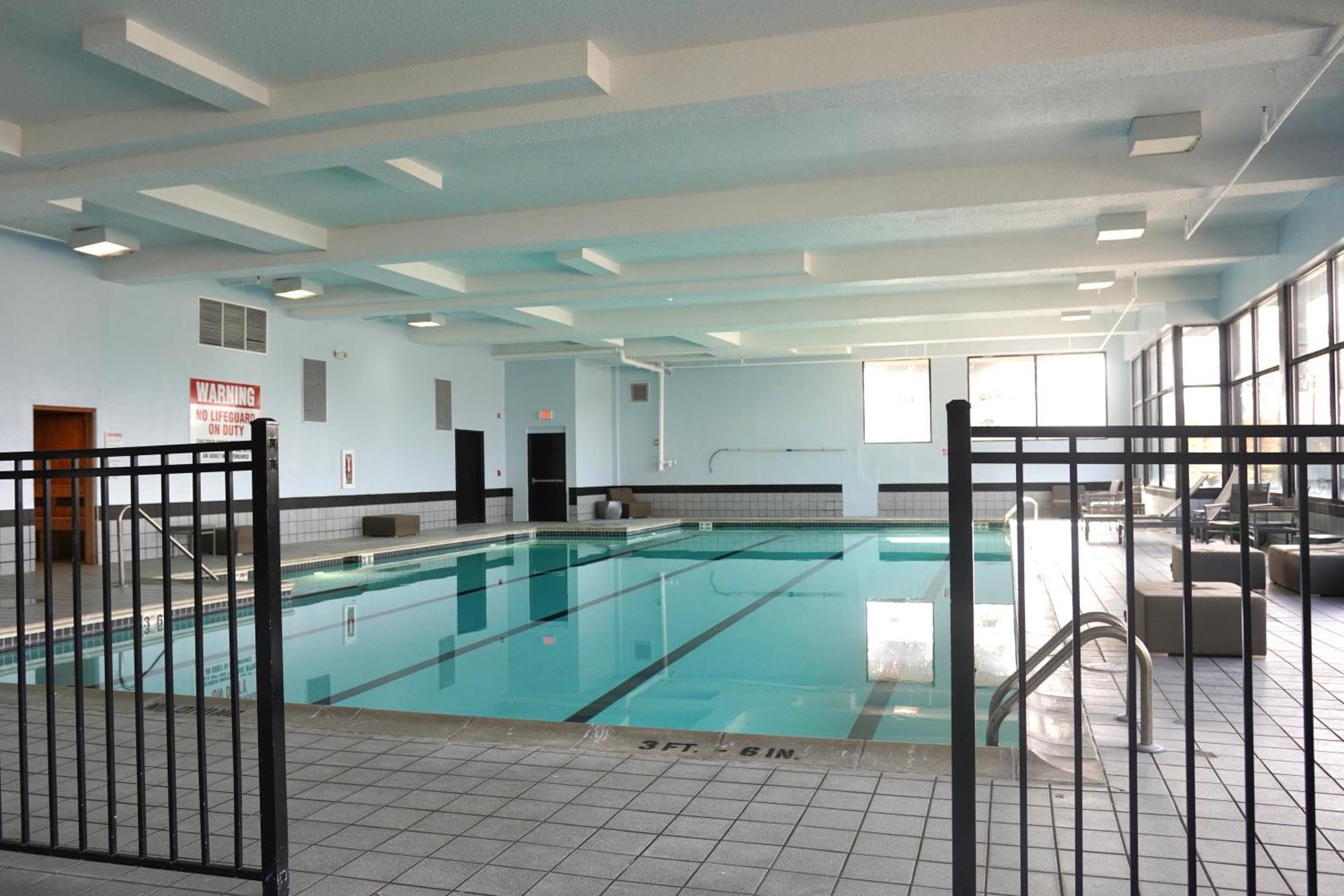 American Inn & Suites Waterford Eksteriør billede