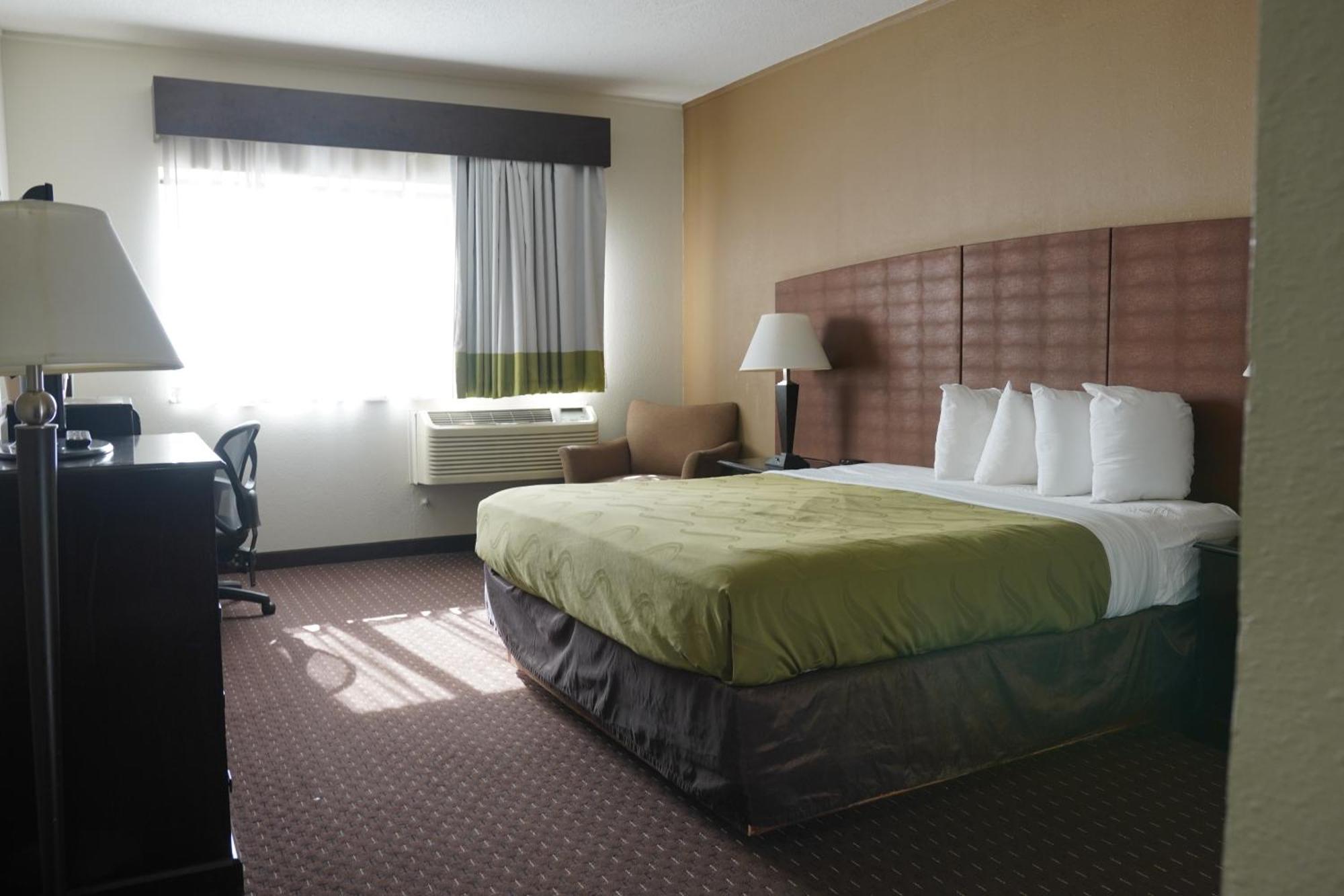 American Inn & Suites Waterford Værelse billede