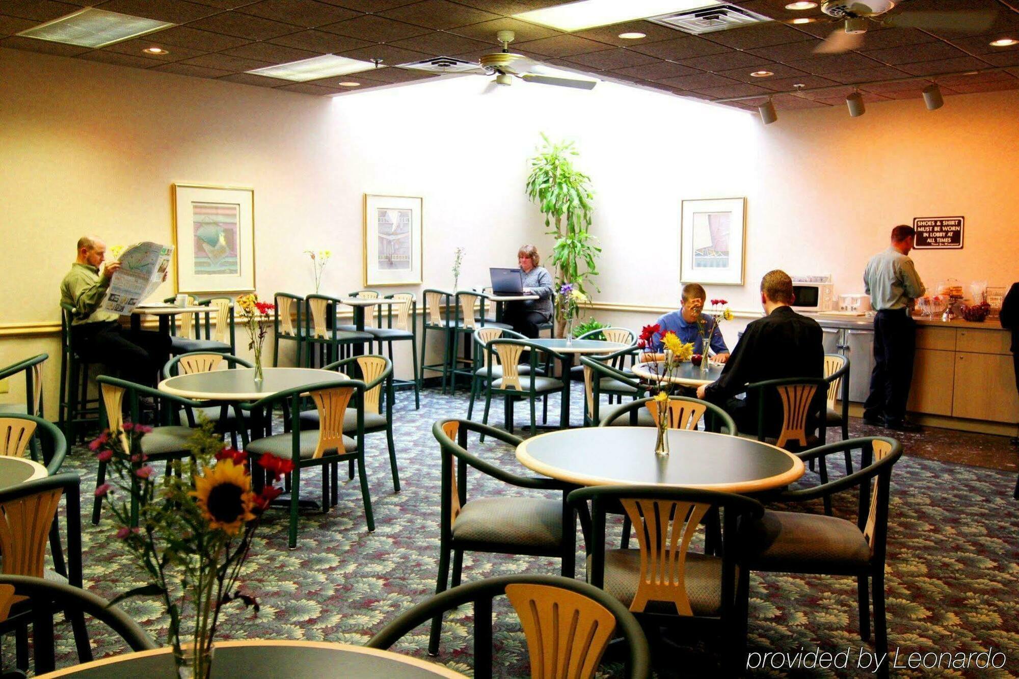 American Inn & Suites Waterford Eksteriør billede
